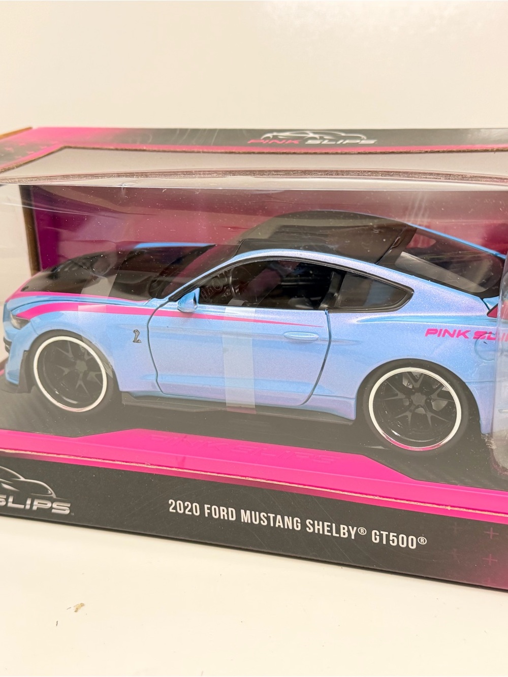 Jada pink slips 2020 Ford Mustang Shelby GT500 Die-Cast Toy - Blue/Pink